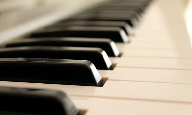 Na czym polega próbny balon?